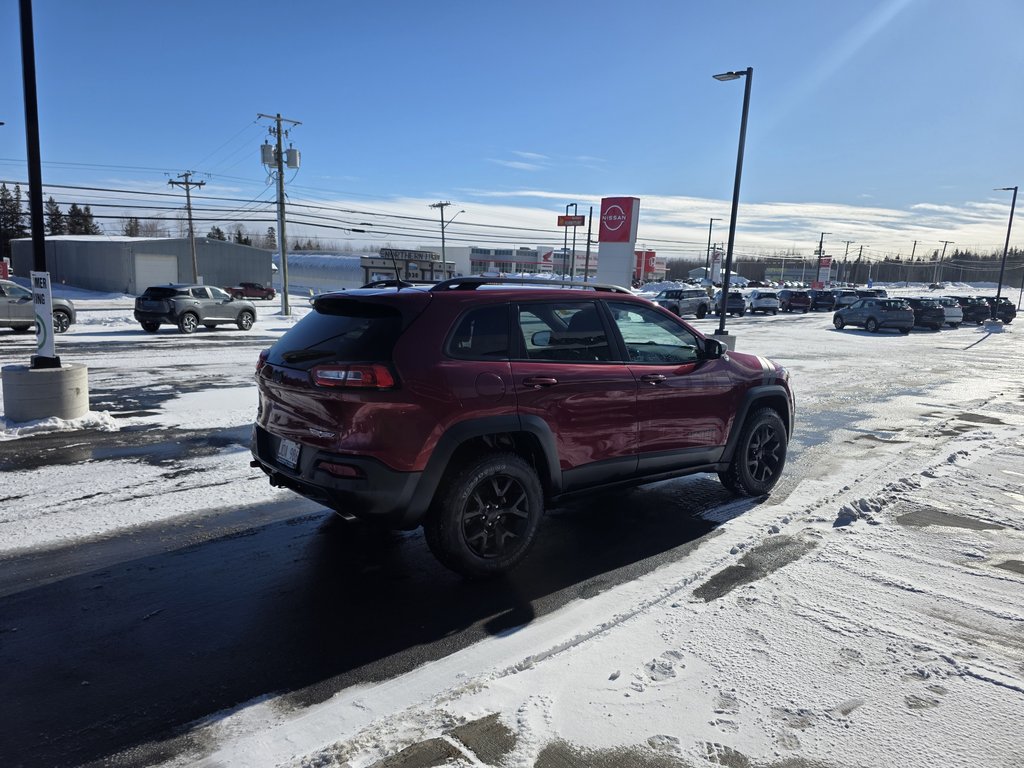 2017 Jeep Cherokee 4x4 Trailhawk in Bathurst, New Brunswick - 6 - w1024h768px