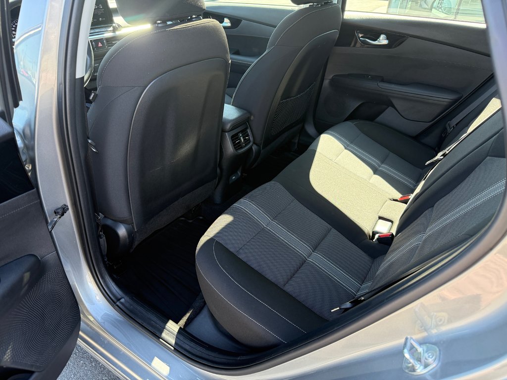 2023 Kia Forte Sedan EX+ IVT in Bathurst, New Brunswick - 11 - w1024h768px