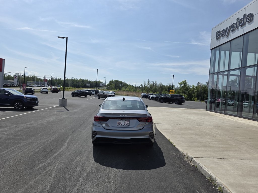 2024 Kia Forte LX IVT in Bathurst, New Brunswick - 7 - w1024h768px