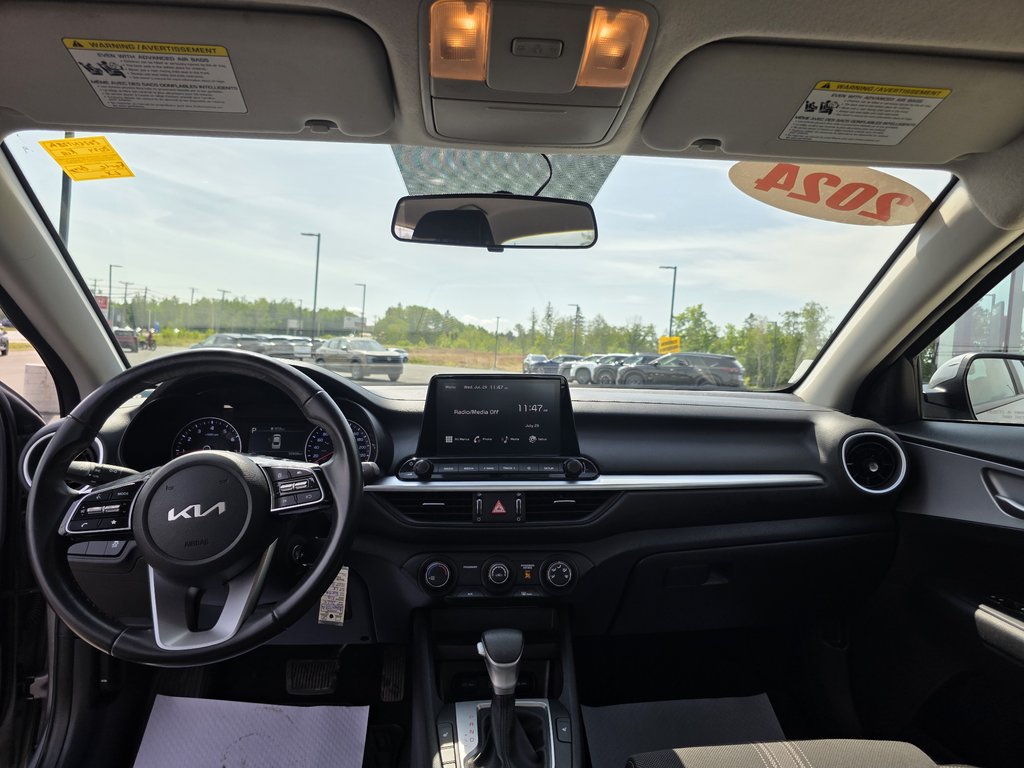 2024 Kia Forte LX IVT in Bathurst, New Brunswick - 12 - w1024h768px