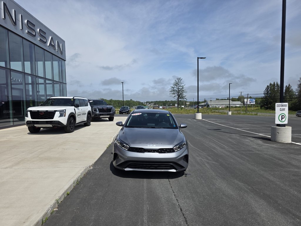 2024 Kia Forte LX IVT in Bathurst, New Brunswick - 3 - w1024h768px