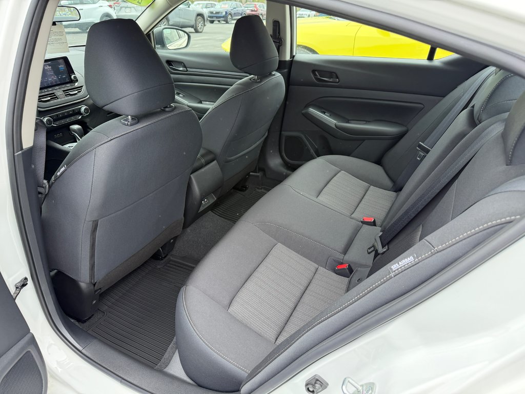 2024 Nissan Altima S AWD in Bathurst, New Brunswick - 10 - w1024h768px