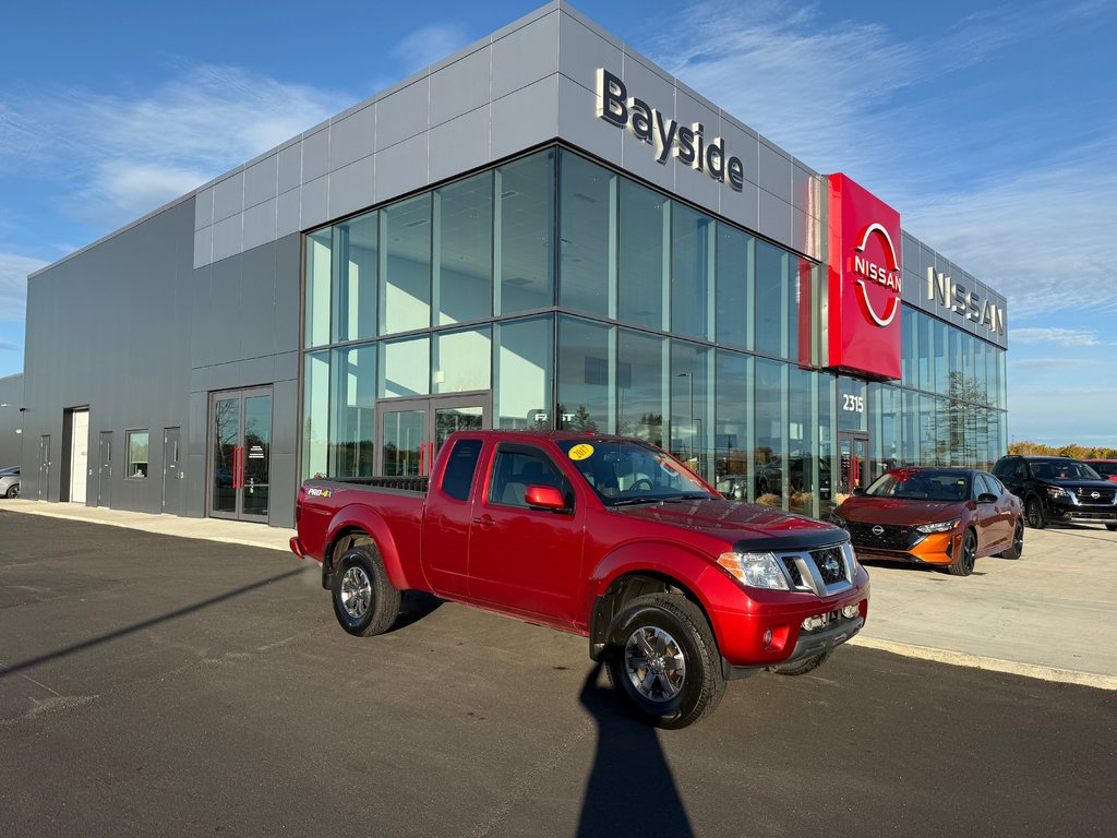 2017  Frontier King Cab PRO-4X 4X4 at in Bathurst, New Brunswick - 1 - w1024h768px