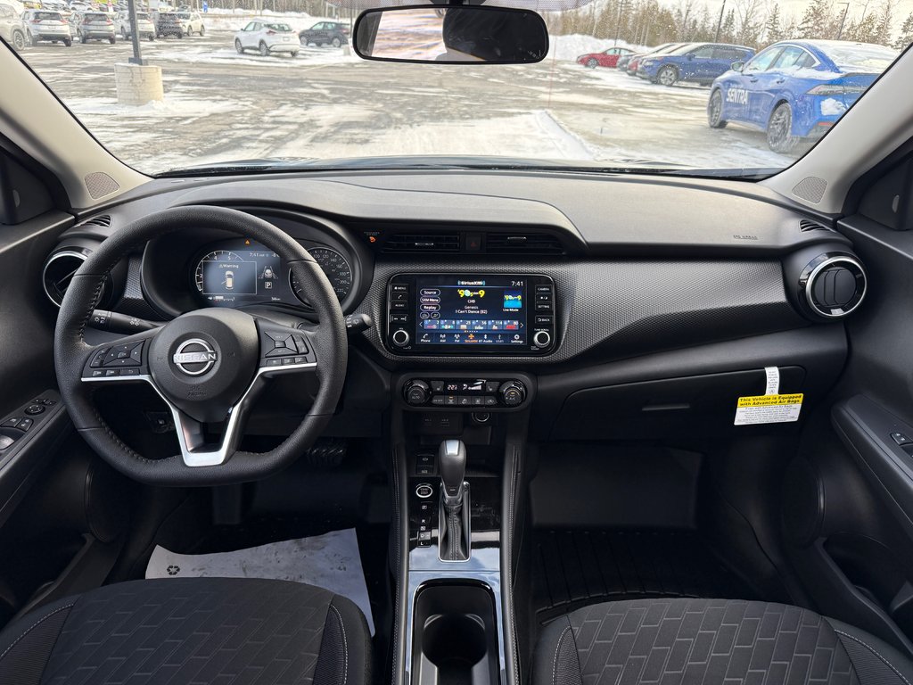 2025 Nissan Kicks Play SV FWD in Bathurst, New Brunswick - 12 - w1024h768px