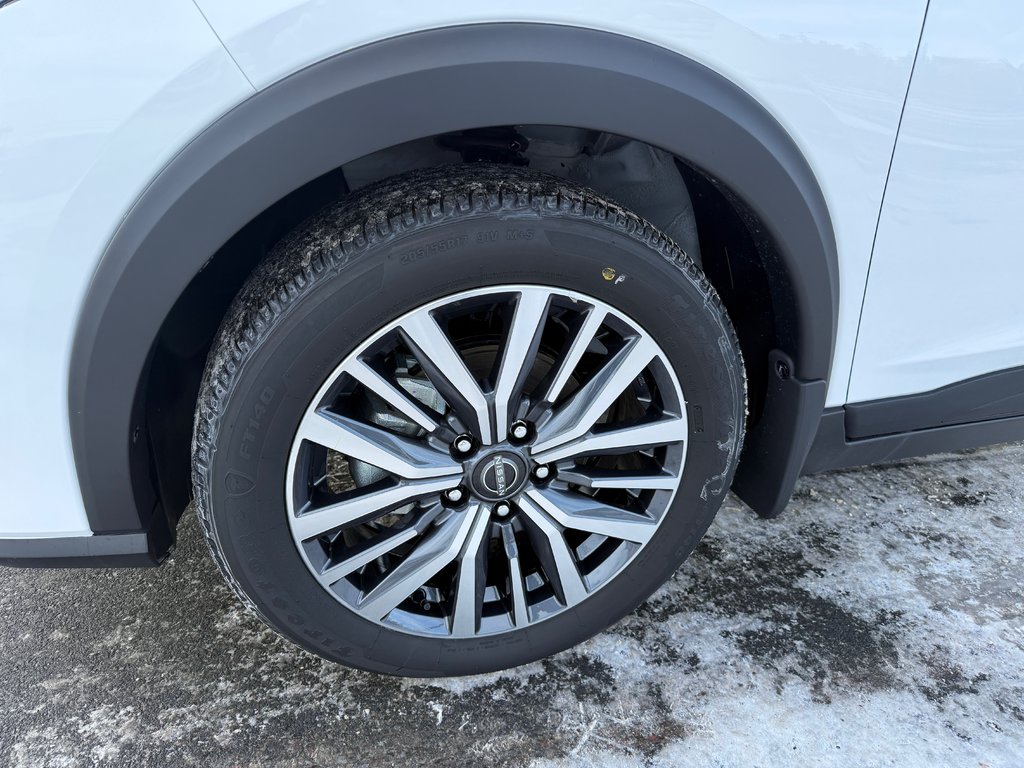 2025 Nissan Kicks Play SV FWD in Bathurst, New Brunswick - 10 - w1024h768px