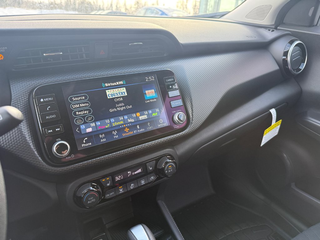 2025 Nissan Kicks Play SV FWD in Bathurst, New Brunswick - 17 - w1024h768px