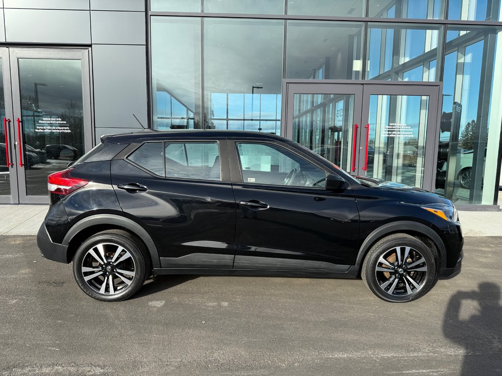 2018 Nissan Kicks SV CVT in Bathurst, New Brunswick - 2 - w1024h768px