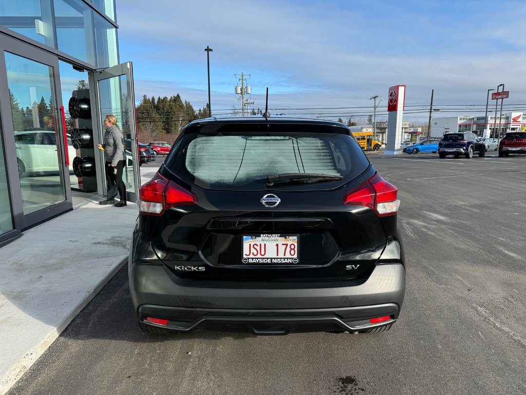 2018 Nissan Kicks SV CVT in Bathurst, New Brunswick - 3 - w1024h768px