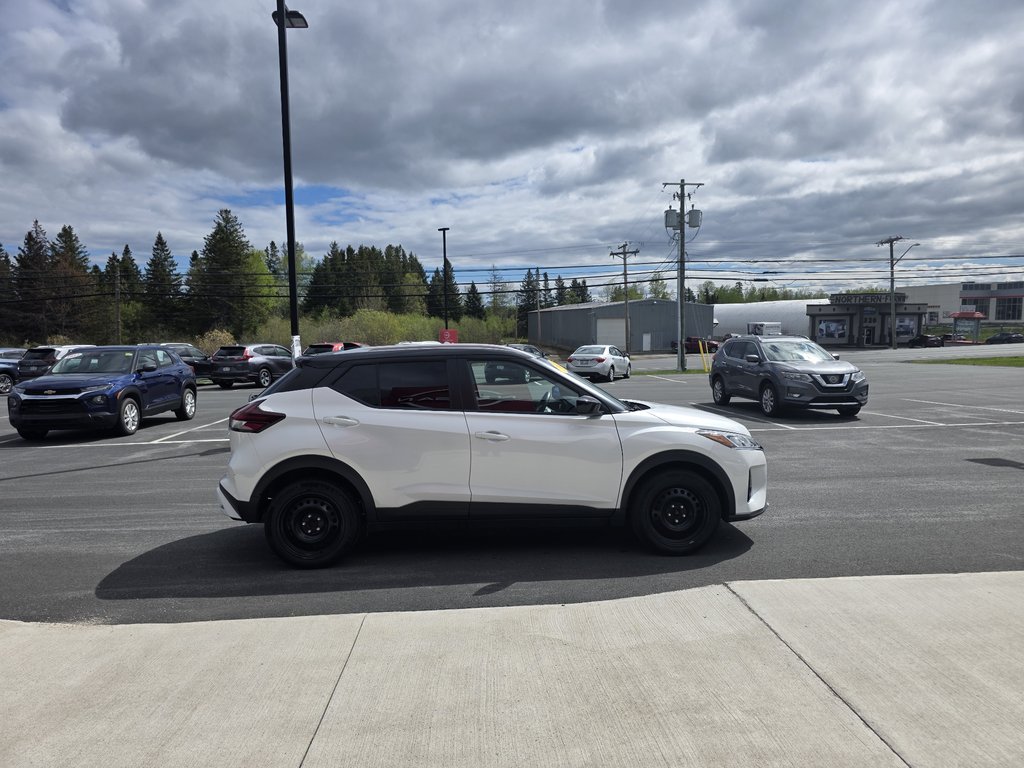 2021 Nissan Kicks SV CVT in Bathurst, New Brunswick - 5 - w1024h768px