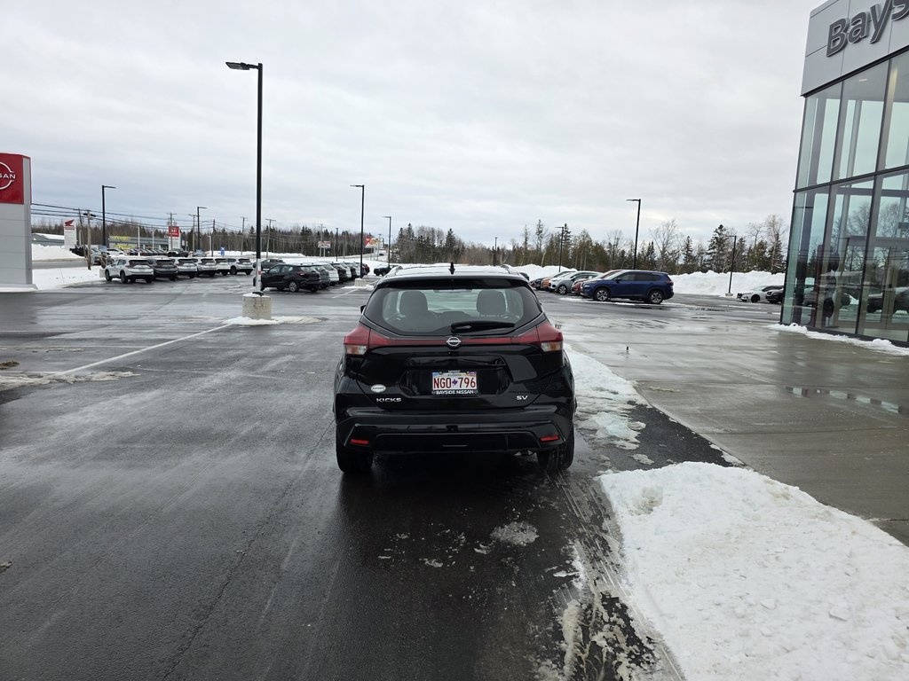 2022 Nissan Kicks SV CVT in Bathurst, New Brunswick - 7 - w1024h768px
