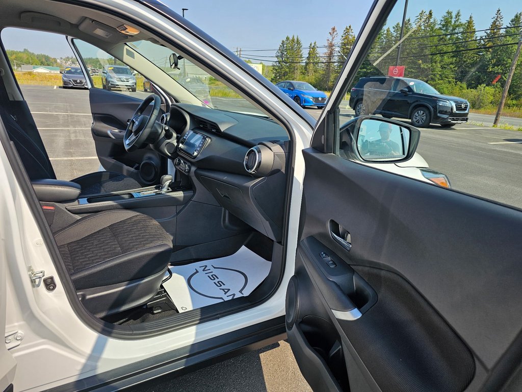 2023 Nissan Kicks SV CVT in Bathurst, New Brunswick - 11 - w1024h768px