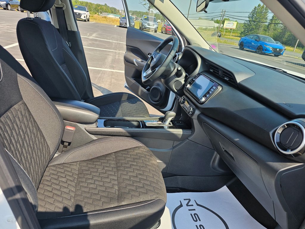 2023 Nissan Kicks SV CVT in Bathurst, New Brunswick - 9 - w1024h768px