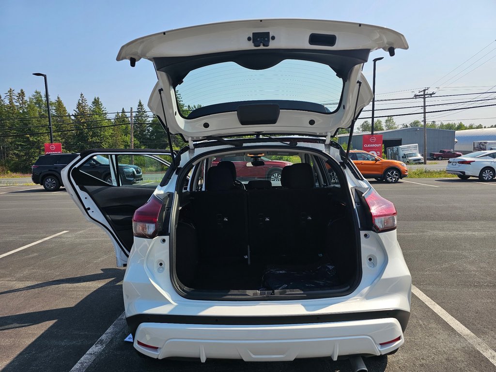 2023 Nissan Kicks SV CVT in Bathurst, New Brunswick - 13 - w1024h768px