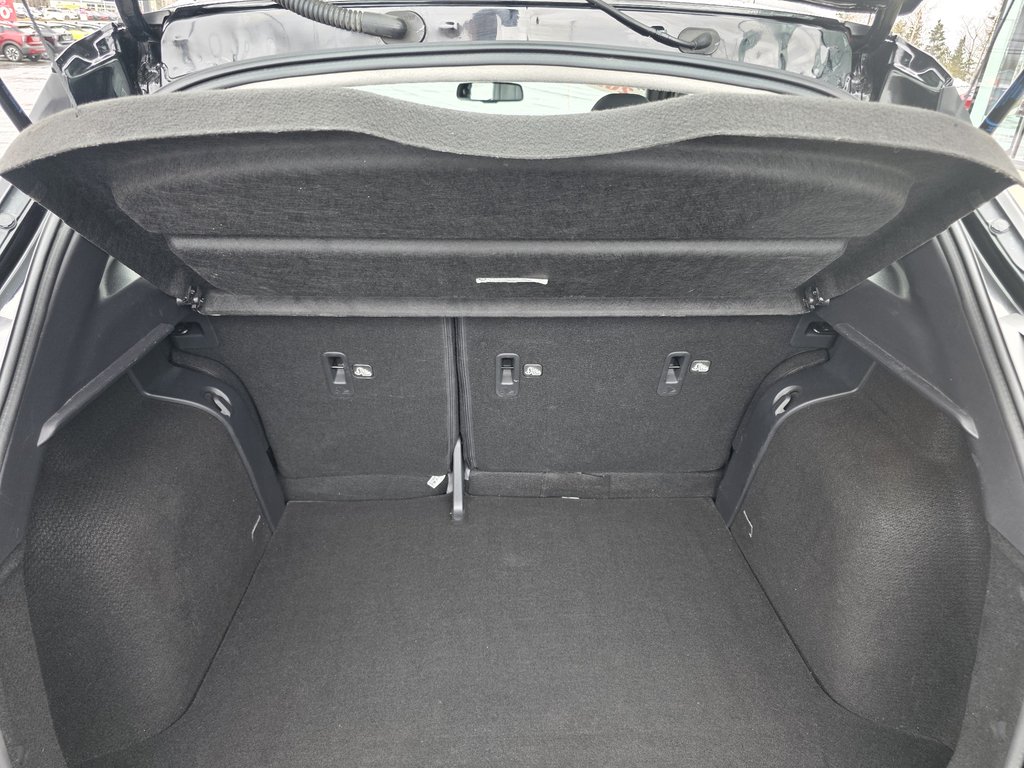 2024 Nissan Kicks SR FWD in Bathurst, New Brunswick - 10 - w1024h768px