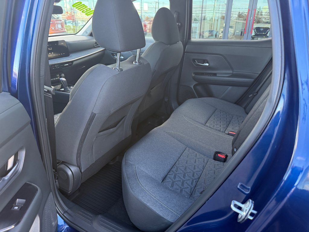 2025 Nissan Kicks SV FWD in Bathurst, New Brunswick - 9 - w1024h768px