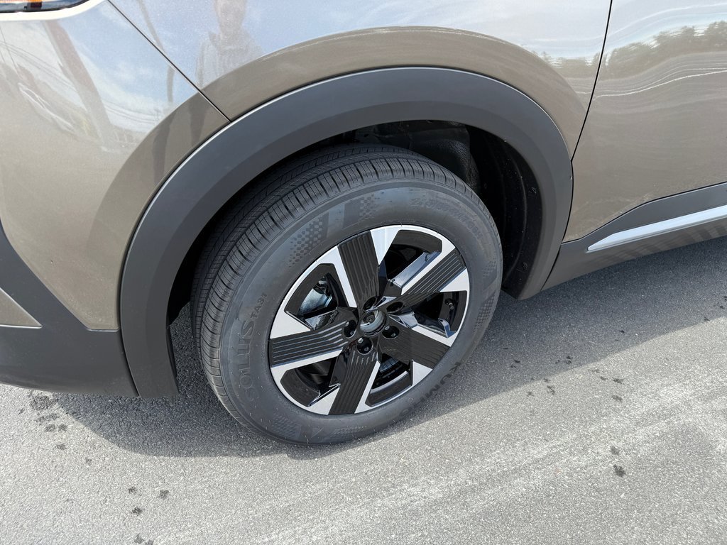 2025 Nissan Kicks SV AWD in Bathurst, New Brunswick - 8 - w1024h768px