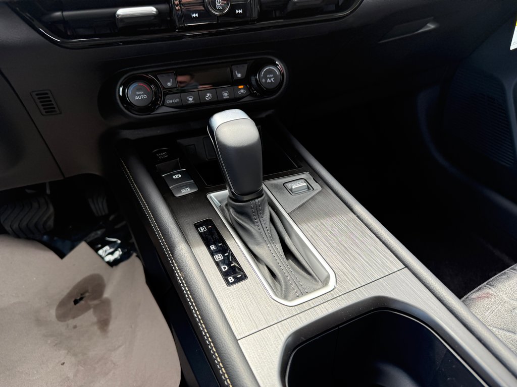 2025 Nissan Kicks SV AWD in Bathurst, New Brunswick - 11 - w1024h768px