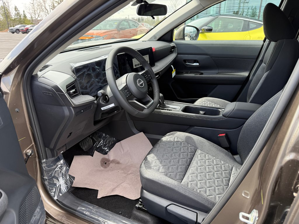 2025 Nissan Kicks SV AWD in Bathurst, New Brunswick - 14 - w1024h768px