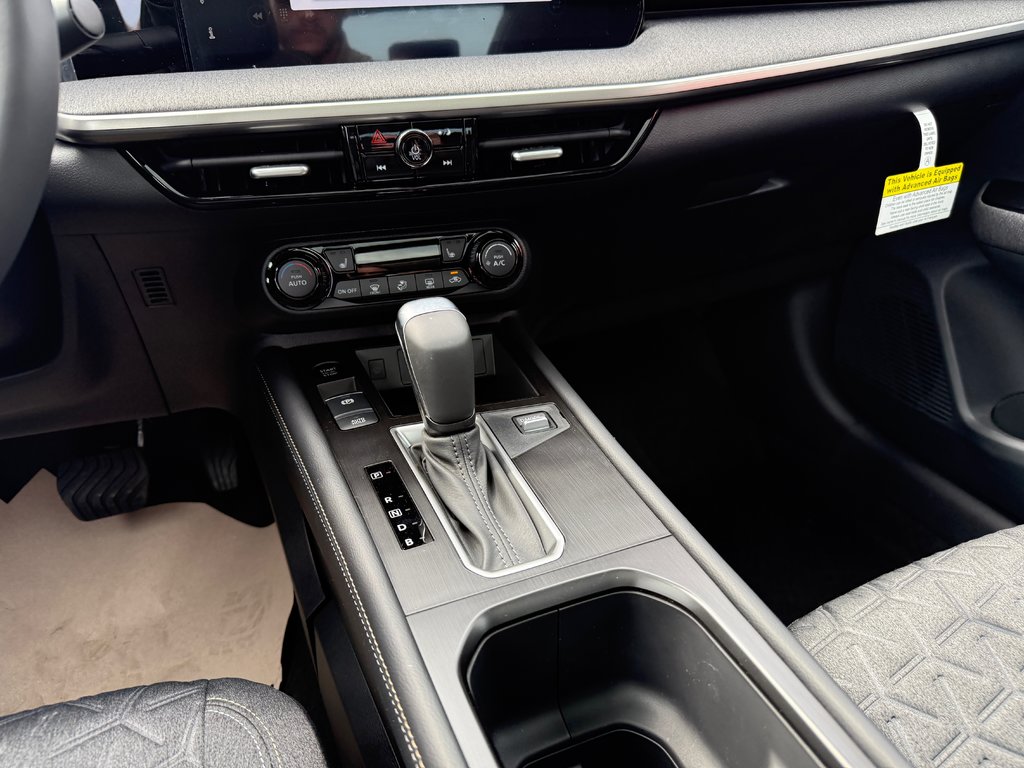 2025 Nissan Kicks SV AWD in Bathurst, New Brunswick - 11 - w1024h768px