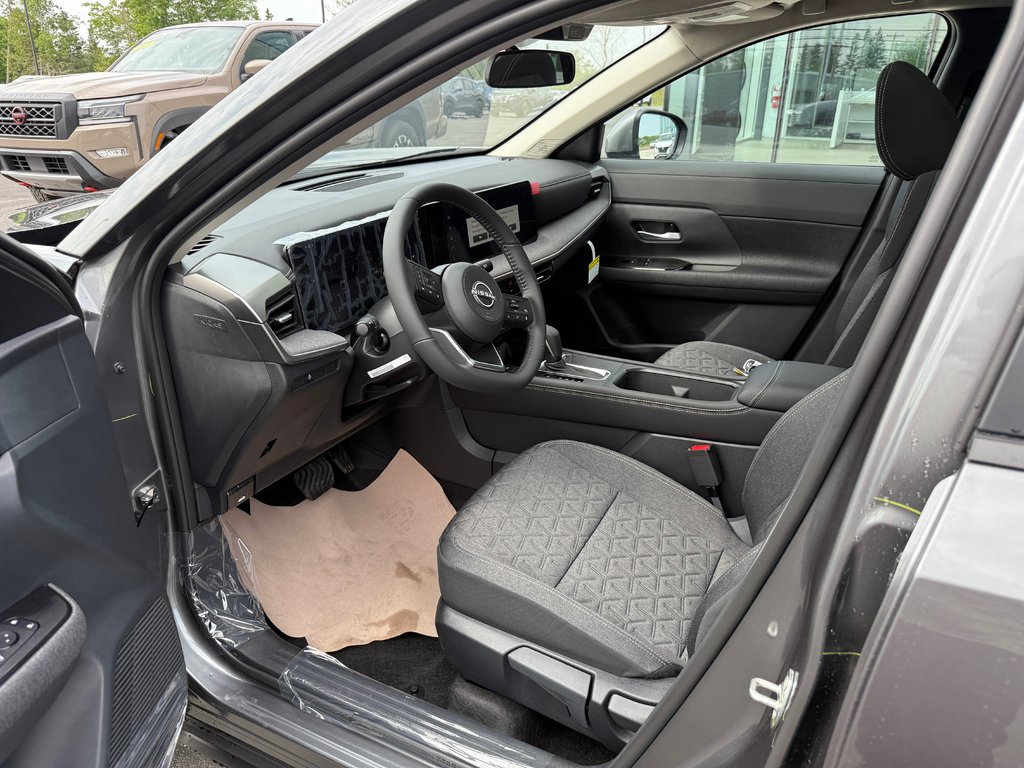2025 Nissan Kicks SV AWD in Bathurst, New Brunswick - 14 - w1024h768px