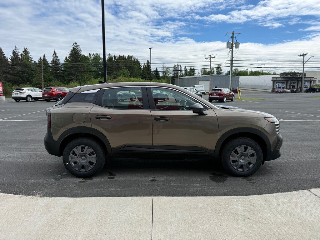 Nissan Kicks S AWD 2026 à Bathurst, Nouveau-Brunswick - 4 - w1024h768px
