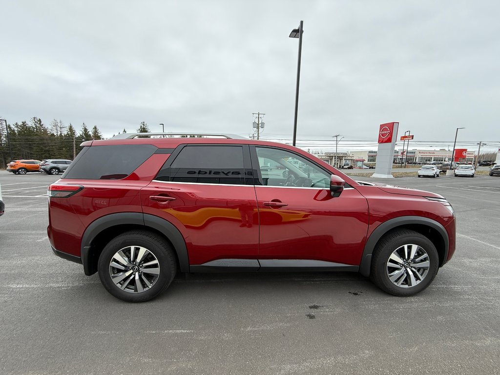 2024 Nissan Pathfinder SL 4WD in Bathurst, New Brunswick - 3 - w1024h768px