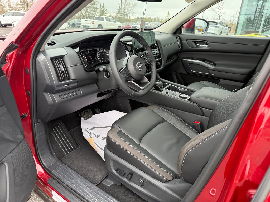 2024 Nissan Pathfinder SL 4WD in Bathurst, New Brunswick - 15 - w1024h768px