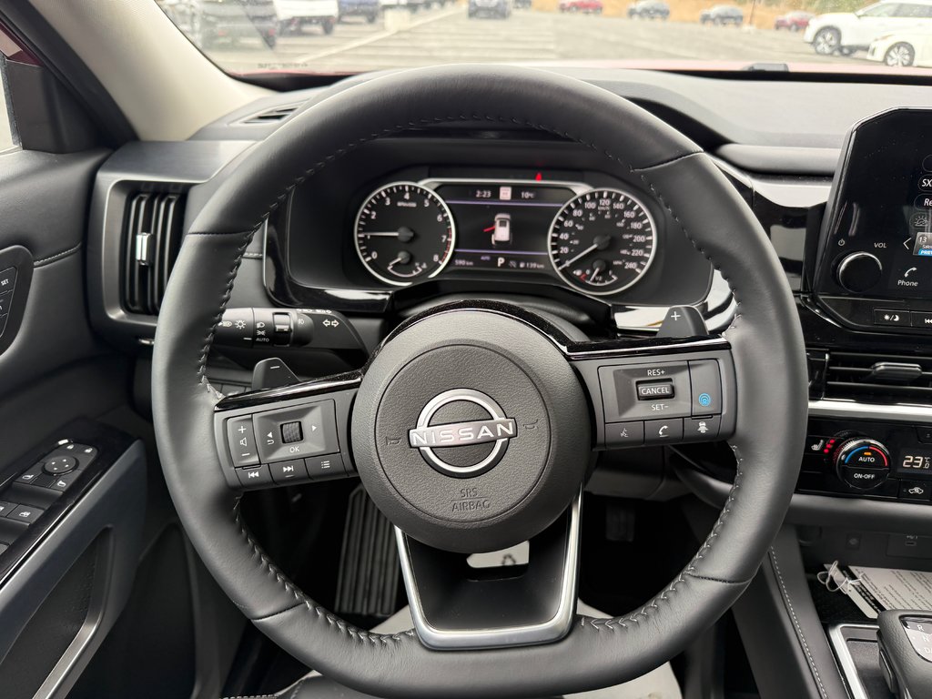 2024 Nissan Pathfinder SL 4WD in Bathurst, New Brunswick - 14 - w1024h768px