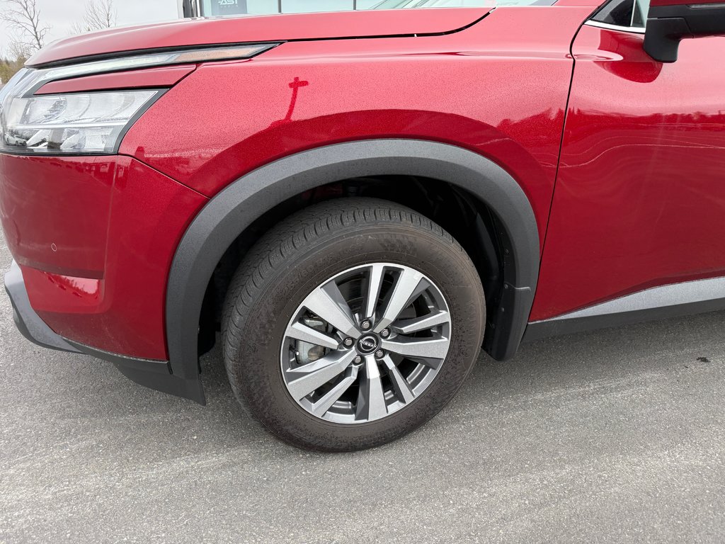 2024 Nissan Pathfinder SL 4WD in Bathurst, New Brunswick - 6 - w1024h768px