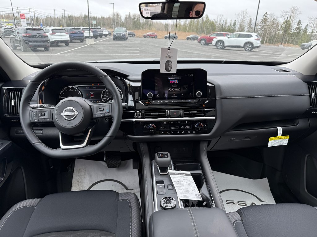 2024 Nissan Pathfinder SV 4WD in Bathurst, New Brunswick - 10 - w1024h768px