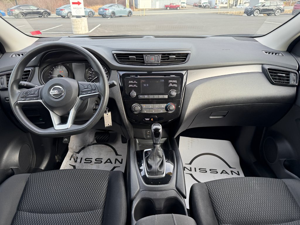 Nissan Qashqai S FWD CVT 2017 à Bathurst, Nouveau-Brunswick - 9 - w1024h768px