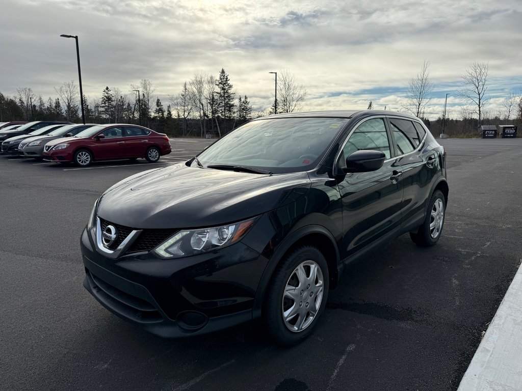 Nissan Qashqai S FWD CVT 2017 à Bathurst, Nouveau-Brunswick - 7 - w1024h768px