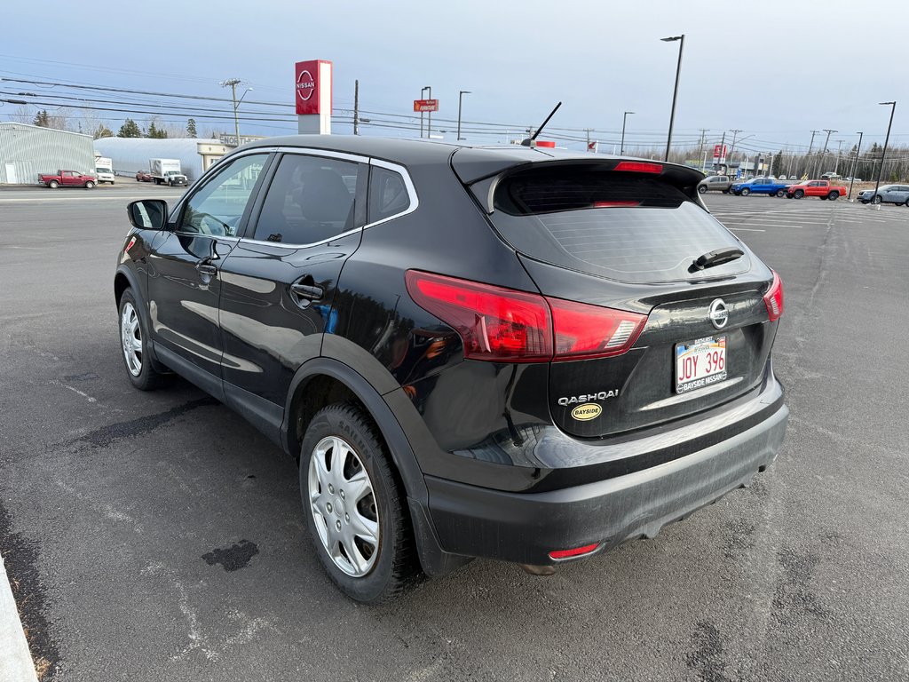 Nissan Qashqai S FWD CVT 2017 à Bathurst, Nouveau-Brunswick - 5 - w1024h768px