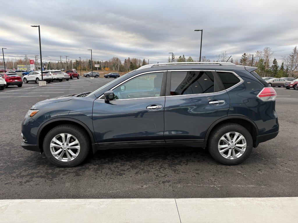 2016  Rogue SV AWD CVT in Bathurst, New Brunswick - 5 - w1024h768px