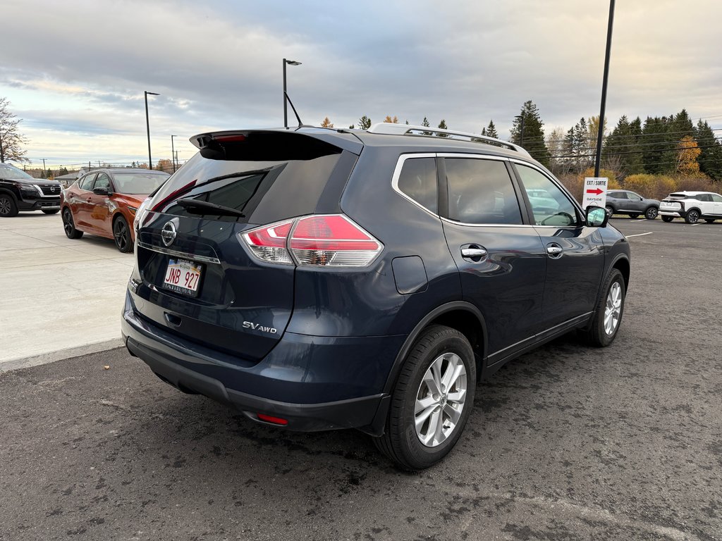 2016  Rogue SV AWD CVT in Bathurst, New Brunswick - 2 - w1024h768px