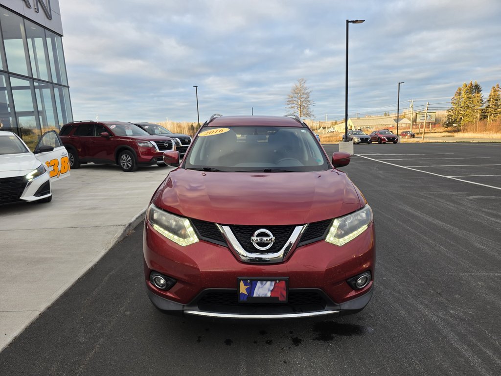 Nissan Rogue SV AWD CVT 2016 à Bathurst, Nouveau-Brunswick - 3 - w1024h768px