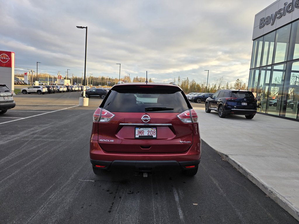 Nissan Rogue SV AWD CVT 2016 à Bathurst, Nouveau-Brunswick - 7 - w1024h768px