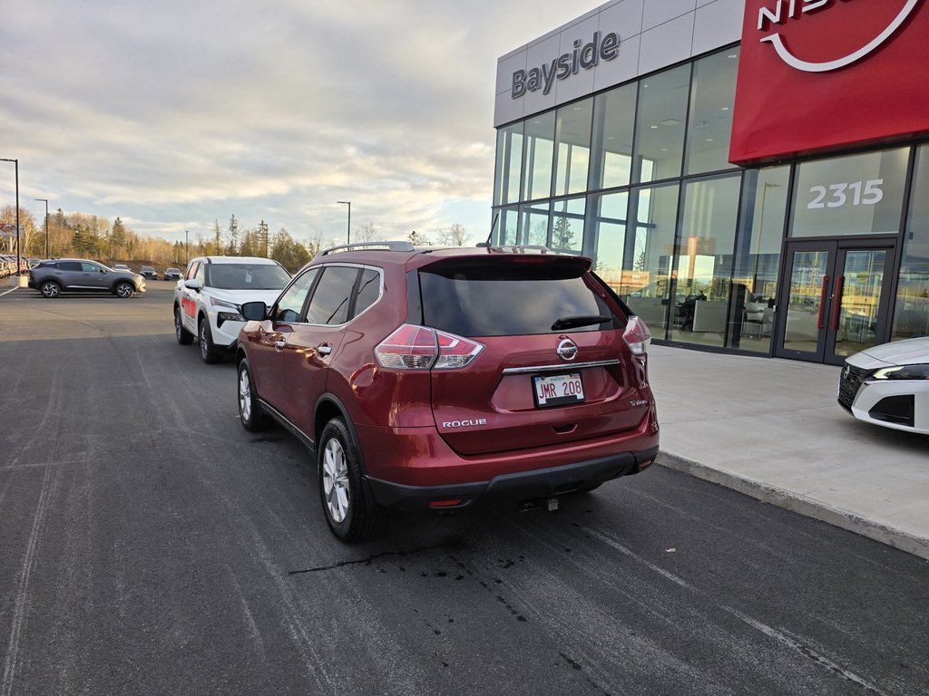 Nissan Rogue SV AWD CVT 2016 à Bathurst, Nouveau-Brunswick - 8 - w1024h768px