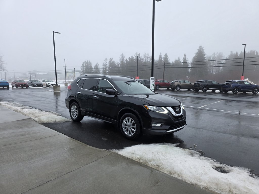 Nissan Rogue SV AWD CVT 2020 à Bathurst, Nouveau-Brunswick - 4 - w1024h768px