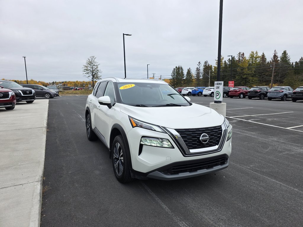 Nissan Rogue SV AWD CVT 2021 à Bathurst, Nouveau-Brunswick - 3 - w1024h768px