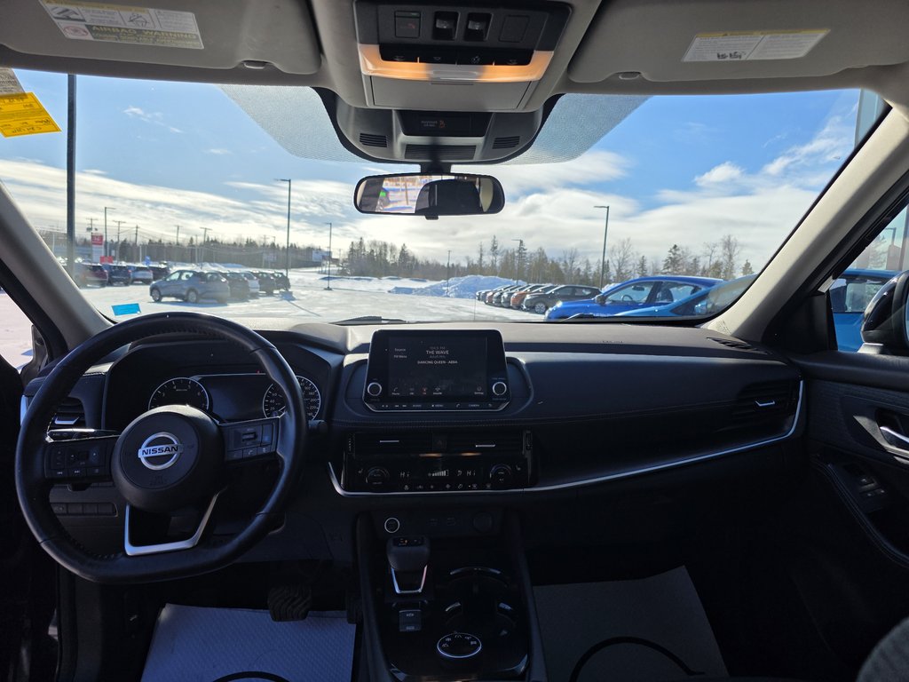 2021 Nissan Rogue SV MOONROOF AWD in Bathurst, New Brunswick - 13 - w1024h768px