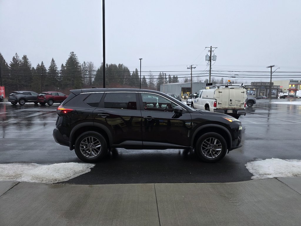 2023 Nissan Rogue S AWD CVT in Bathurst, New Brunswick - 5 - w1024h768px
