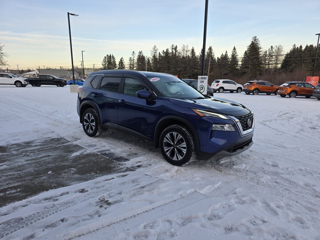 2023 Nissan Rogue SV AWD CVT in Bathurst, New Brunswick - 3 - w1024h768px
