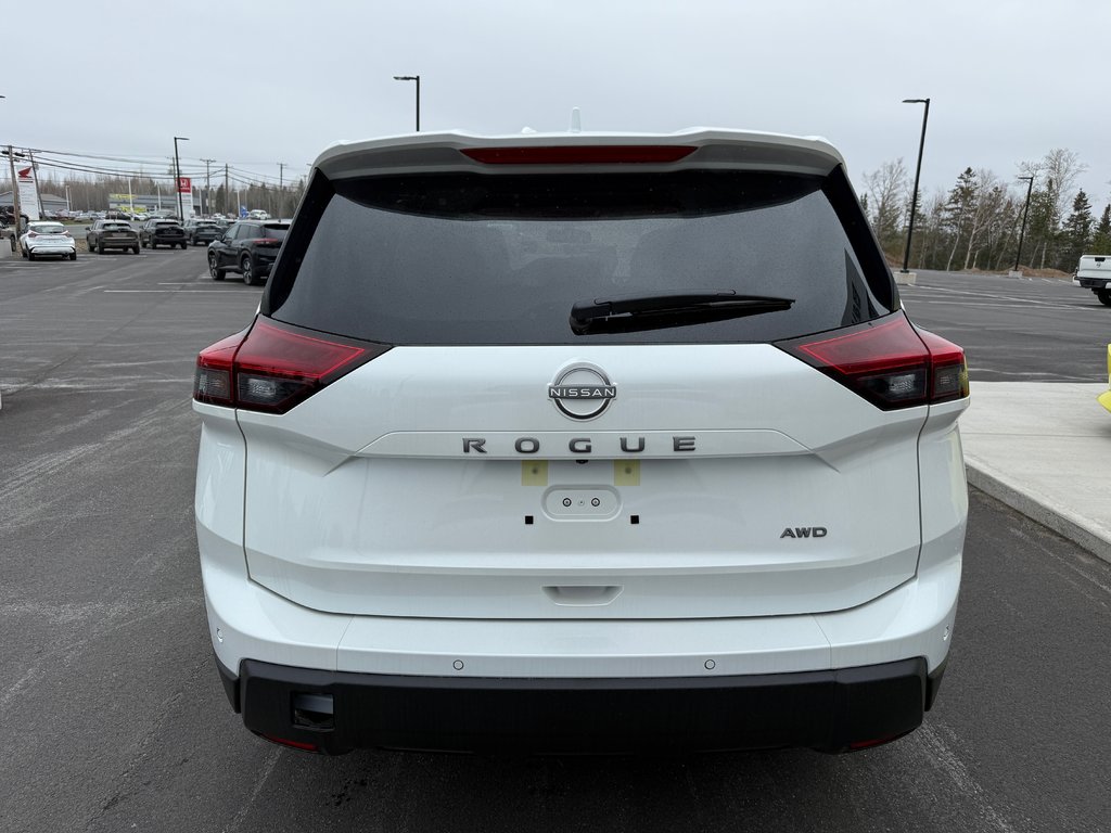 2025 Nissan Rogue AWD SV Moonroof in Bathurst, New Brunswick - 6 - w1024h768px