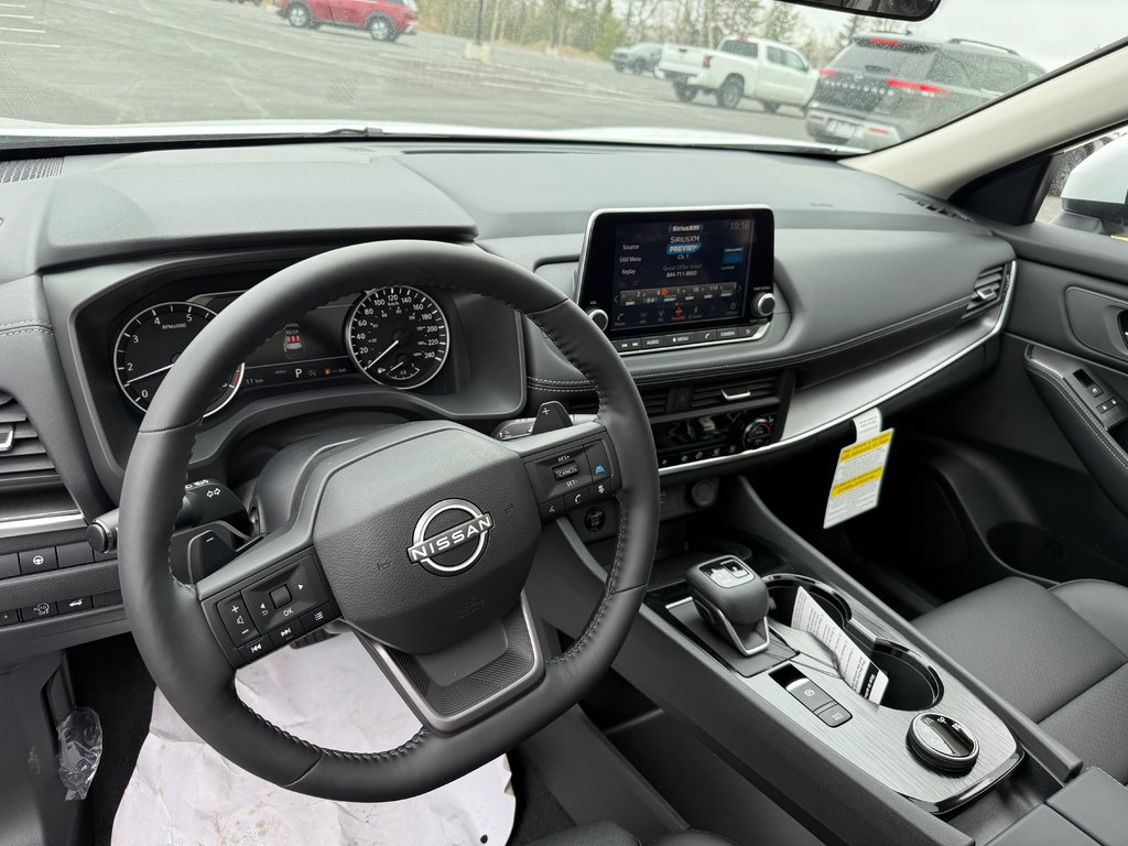 2025 Nissan Rogue AWD SV Moonroof in Bathurst, New Brunswick - 10 - w1024h768px