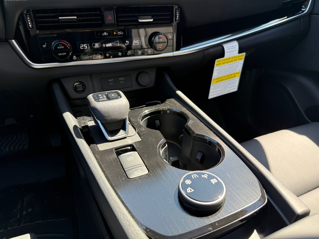 2025 Nissan Rogue AWD SL in Bathurst, New Brunswick - 12 - w1024h768px