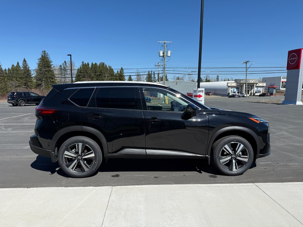 2025 Nissan Rogue AWD SL in Bathurst, New Brunswick - 4 - w1024h768px