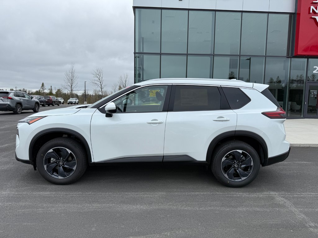 2025 Nissan Rogue AWD SV Moonroof in Bathurst, New Brunswick - 9 - w1024h768px