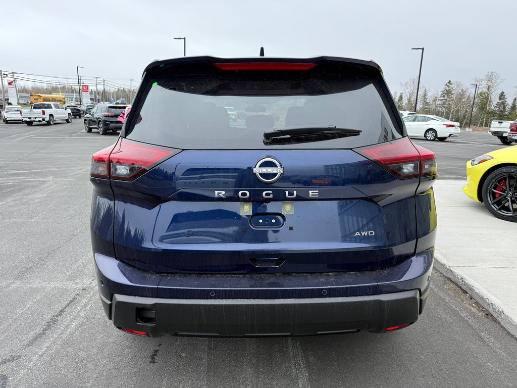 Nissan Rogue AWD SV PREMIUM 2025 à Bathurst, Nouveau-Brunswick - 6 - w1024h768px