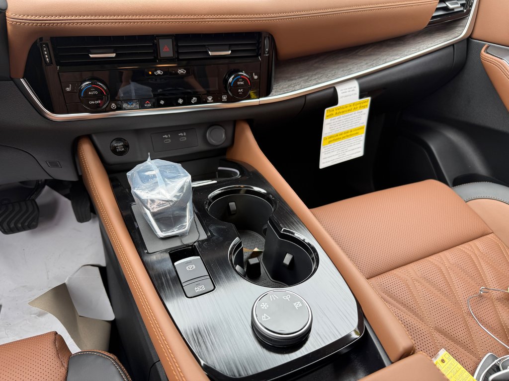 2025 Nissan Rogue AWD Platinum in Bathurst, New Brunswick - 13 - w1024h768px
